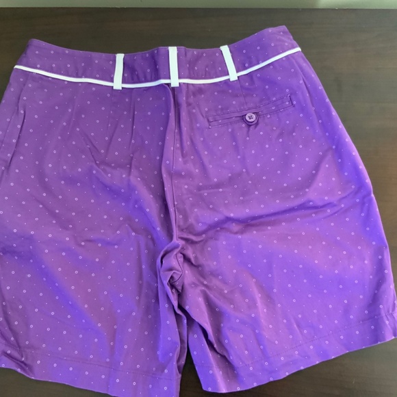 Shorts - Picture 2 of 3